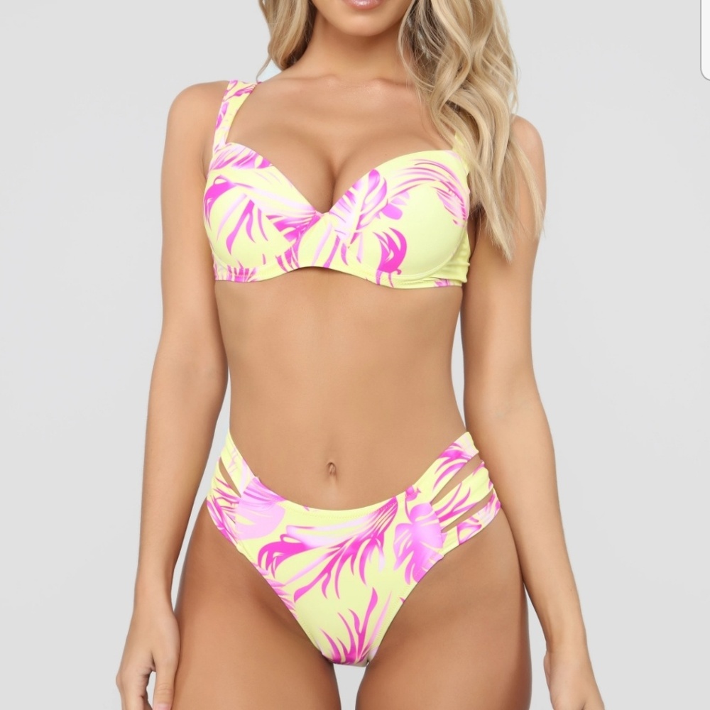 NWT Tropical vacation 2 piece swimsuit